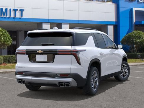 New 2026 Chevrolet Traverse LT w/ Enhanced Driving Package FWD image 4