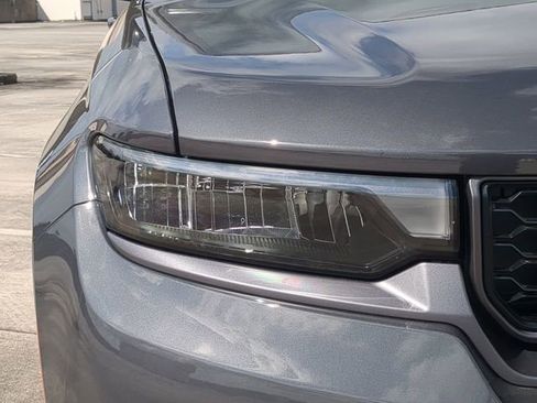 New 2026 Jeep Grand Cherokee L Limited w/ Limited Altitude Package AWD/4WD image 10