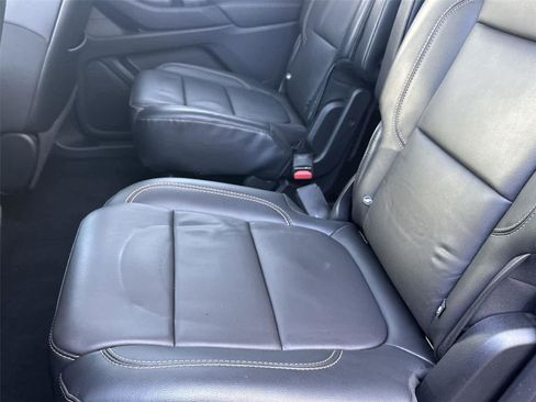 Used 2018 Chevrolet Traverse LT w/ LPO, 'HIT The Road' Package AWD/4WD image 15