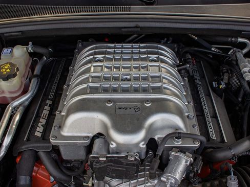 Used 2021 Dodge Durango SRT Hellcat w/ Technology Group image 37