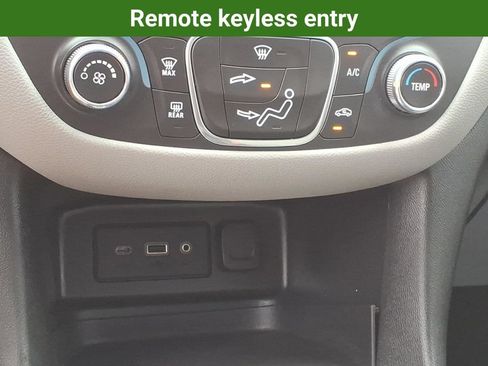Certified 2019 Chevrolet Equinox LS w/ LS Convenience Package FWD image 27