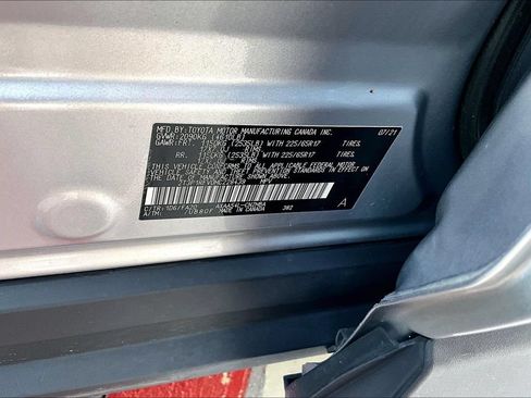 Certified 2021 Toyota RAV4 XLE AWD/4WD image 21