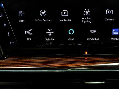 Used 2021 Cadillac Escalade Premium Luxury image 30