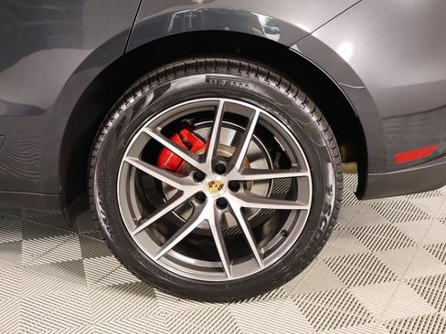 Used 2023 Porsche Macan S AWD/4WD image 19