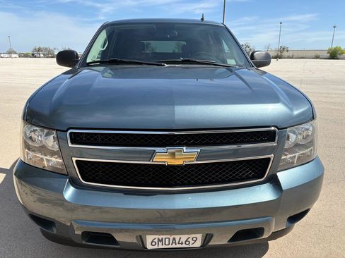 Used 2010 Chevrolet Tahoe LS image 3