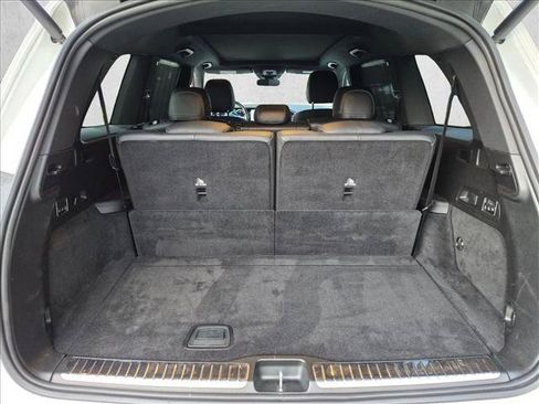 Used 2023 Mercedes-Benz GLS 450 4MATIC image 18