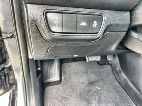 Used 2020 Kia Forte Sedan FWD image 28