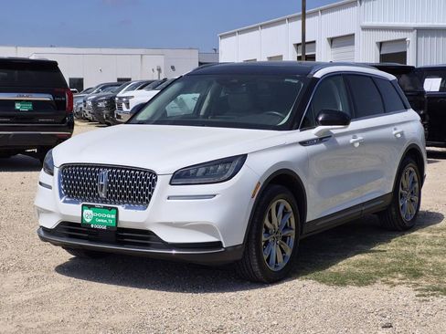 Used 2020 Lincoln Corsair FWD w/ Premium Package image 4