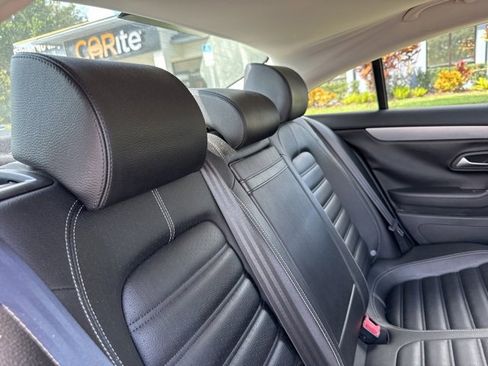 Used 2015 Volkswagen CC Sport image 16