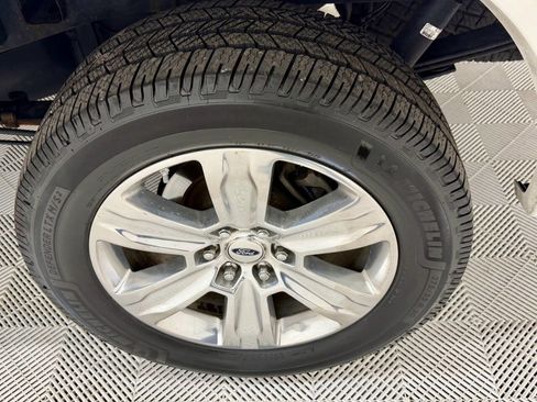 Used 2016 Ford F150 Platinum w/ Max Trailer Tow Package image 36