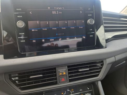 New 2026 Volkswagen Jetta SE image 10