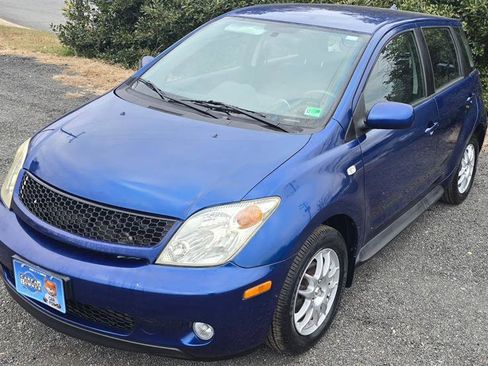 Used 2005 Scion xA image 23
