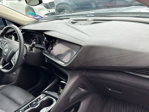 Used 2023 Buick Envision Essence FWD image 5