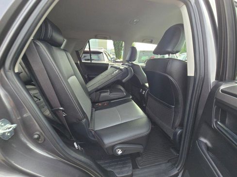 Used 2021 Toyota 4Runner SR5 Premium image 14