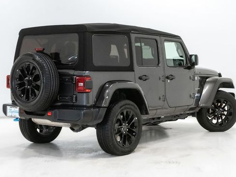 Certified 2024 Jeep Wrangler Unlimited Sahara AWD/4WD image 30