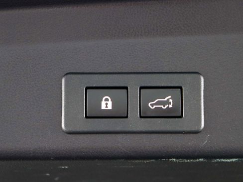 Used 2023 Subaru Ascent Limited AWD/4WD image 31