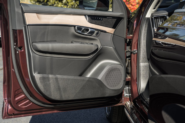 New 2027 Volvo XC90 B6 Plus AWD/4WD image 40