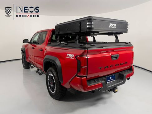 Used 2024 Toyota Tacoma TRD Off-Road w/ TRD Off Road Upgrade Package AWD/4WD image 3
