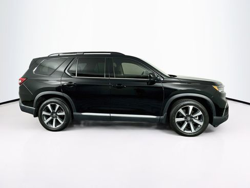 Used 2023 Honda Pilot Elite image 10