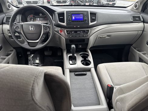 Used 2017 Honda Pilot LX image 17