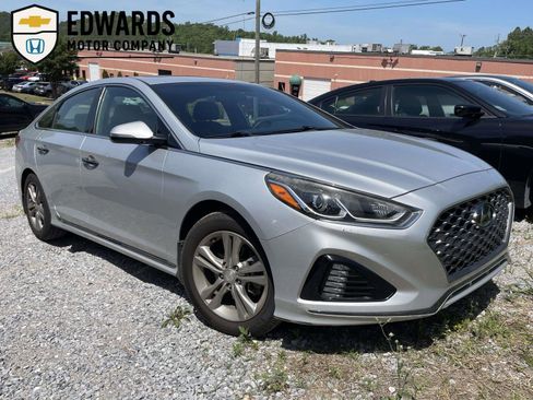 Used 2018 Hyundai Sonata Sport image 1