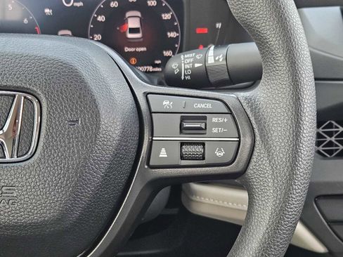 Certified 2025 Honda Accord LX image 26