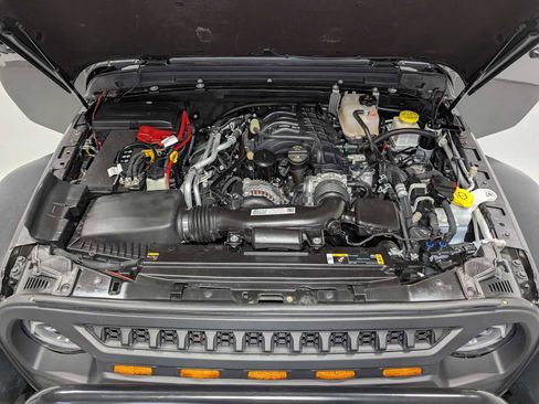 Used 2023 Jeep Gladiator Sport w/ Trailer Tow Package image 16