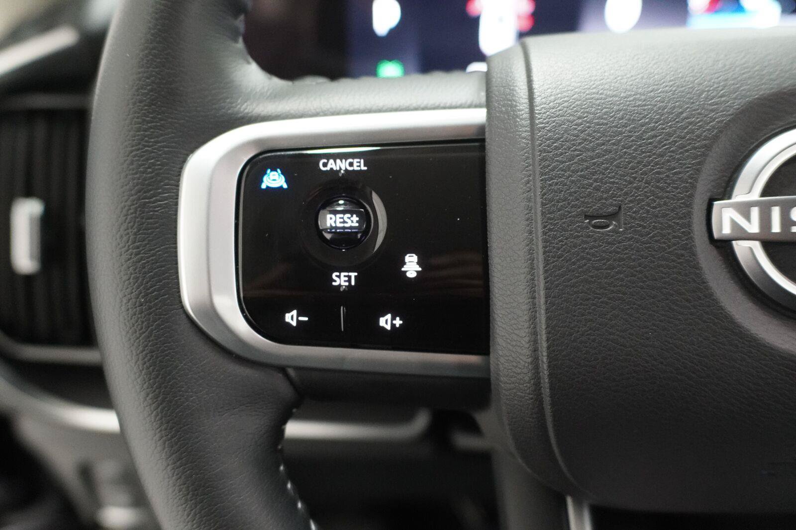 Used 2025 Nissan Armada SV RWD image 15