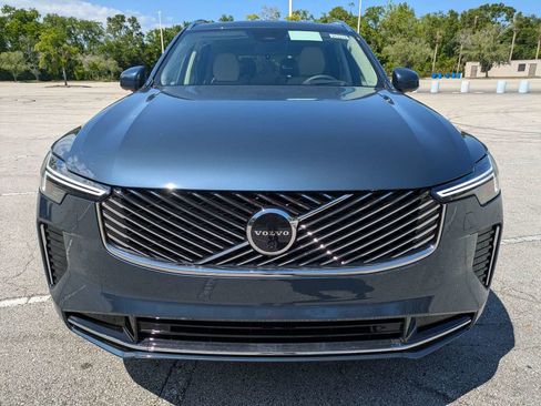 New 2026 Volvo XC90 B6 Ultra w/ Protection Package Premier AWD/4WD image 9