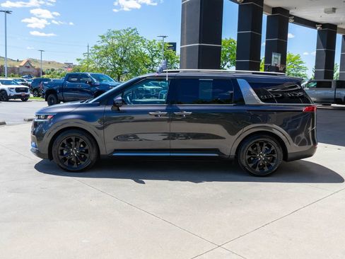 Certified 2024 Kia Carnival SX Prestige FWD image 4