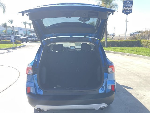 Used 2021 Ford Escape SE w/ SE Sport Appearance Package FWD image 26