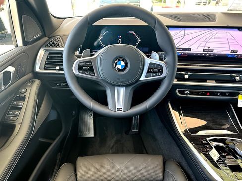New 2026 BMW X5 xDrive40i w/ M Sport Package AWD/4WD image 15
