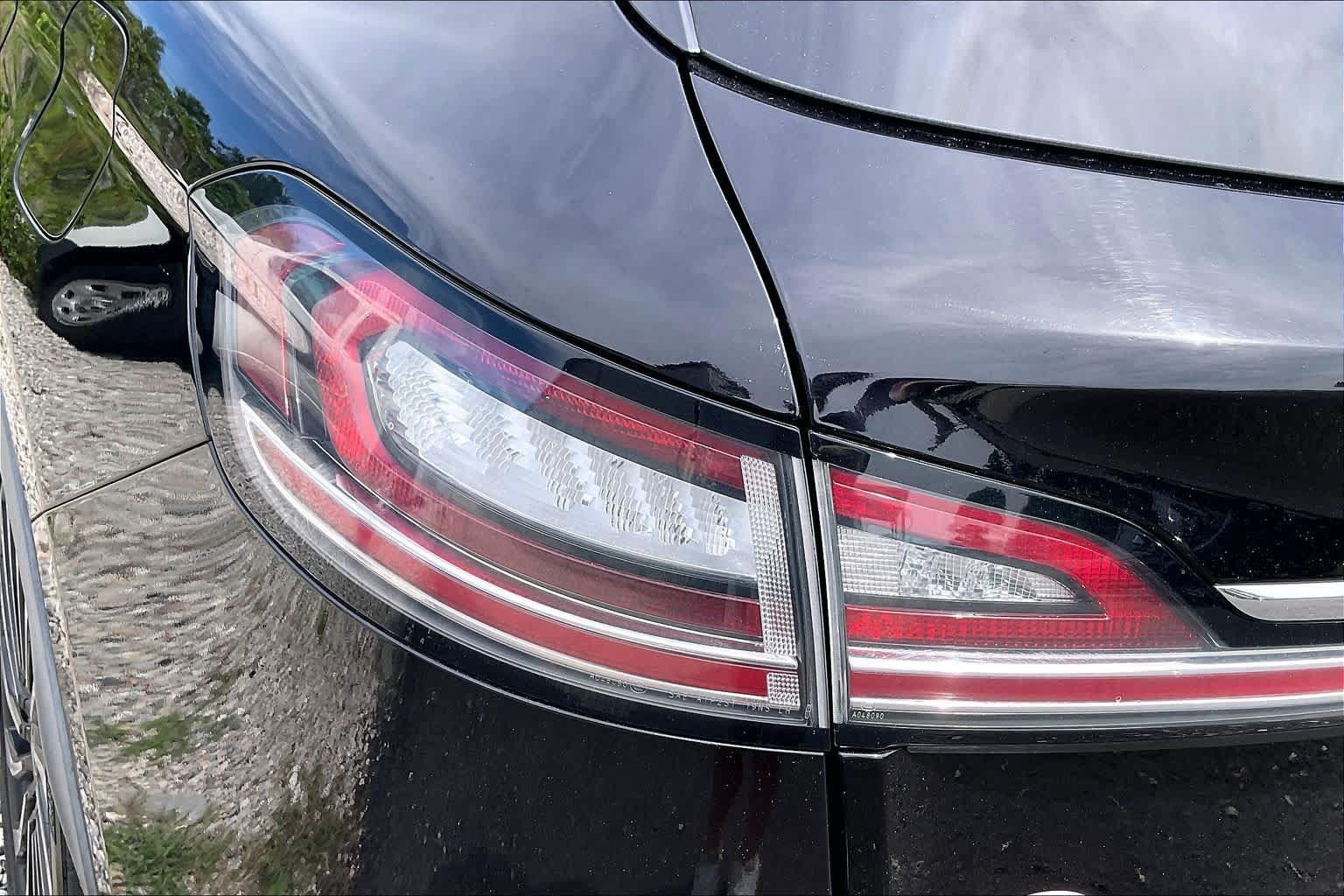 Used 2019 Lincoln Nautilus Black Label AWD/4WD image 28
