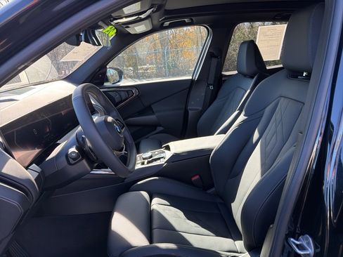 Used 2025 BMW X3 xDrive30i w/ Convenience Package image 10