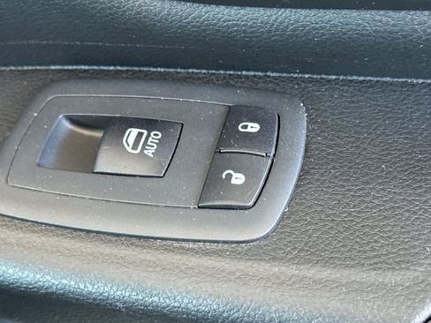 Used 2020 RAM 1500 HFE image 22