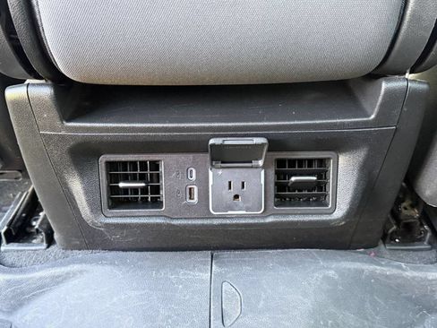 Used 2025 Chevrolet Silverado 2500 LT AWD/4WD image 28