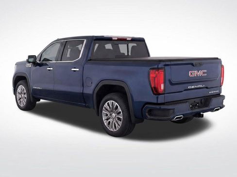 Certified 2021 GMC Sierra 1500 Denali w/ Denali Ultimate Package AWD/4WD image 4