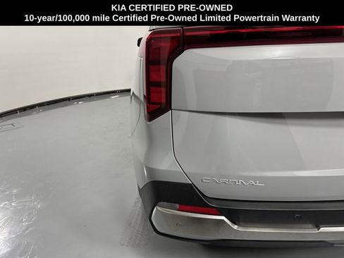 Certified 2025 Kia Carnival SX FWD image 30