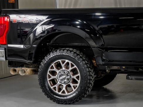 Used 2022 Ford F350 Lariat w/ Lariat Value Package AWD/4WD image 6