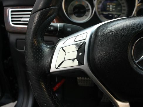 Used 2013 Mercedes-Benz CLS 550 w/ Premium I Pkg image 35