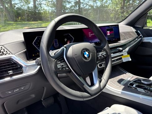 New 2026 BMW X5 xDrive40i AWD/4WD image 13