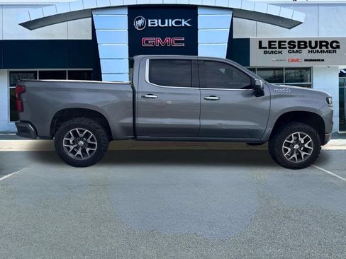Used 2021 Chevrolet Silverado 1500 High Country w/ Technology Package AWD/4WD image 8