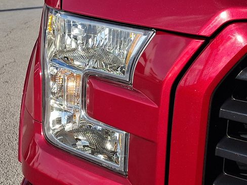 Used 2016 Ford F150 XLT w/ Equipment Group 302A Luxury image 9