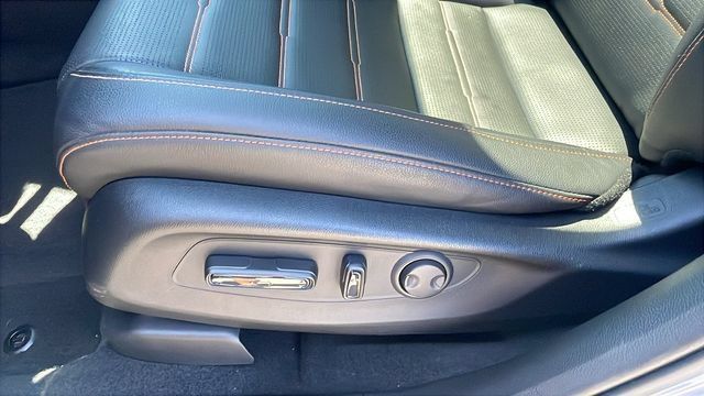 Used 2025 Honda CR-V Sport Touring image 31