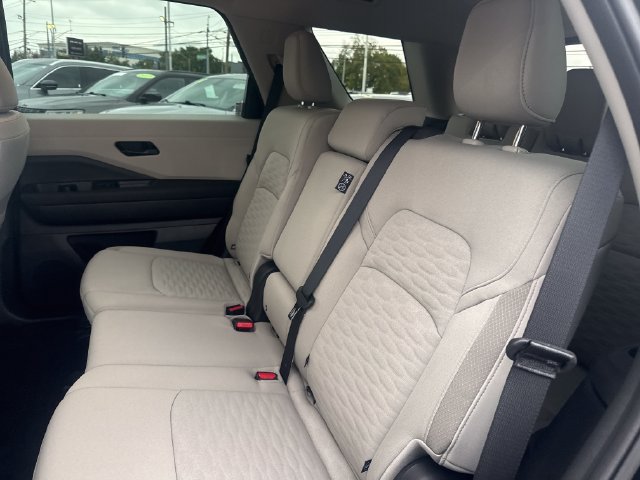 Certified 2025 Nissan Pathfinder SV AWD/4WD image 14