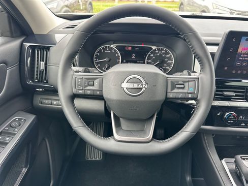 New 2026 Nissan Pathfinder SV w/ Cargo Package AWD/4WD image 18