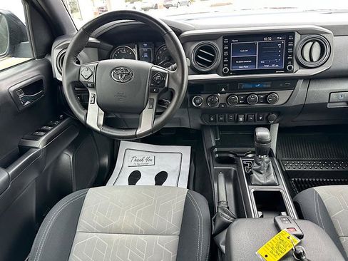 Certified 2023 Toyota Tacoma TRD Sport w/ Technology Package AWD/4WD image 19