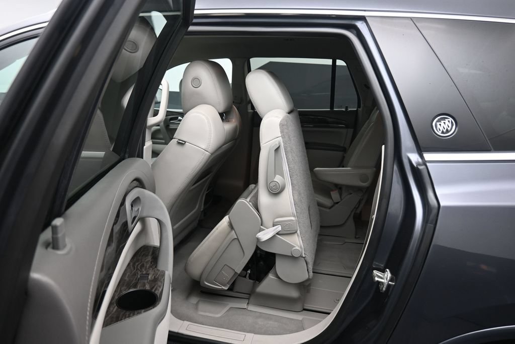 Used 2014 Buick Enclave Leather FWD image 34