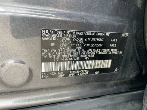 Used 2024 Toyota RAV4 LE AWD/4WD image 26
