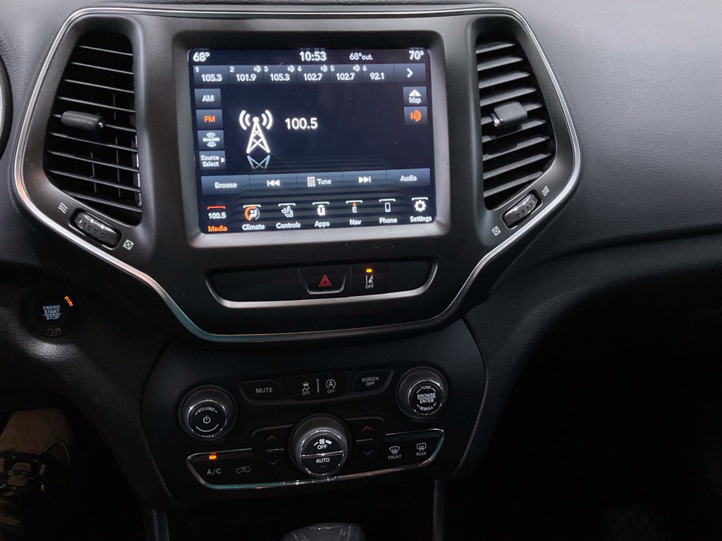 Used 2022 Jeep Cherokee Trailhawk w/ Sun, Sound & Nav Group AWD/4WD image 18